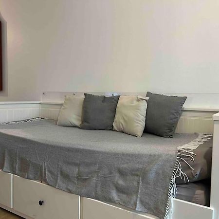 Location Studio, Lyon-La Mulatiere Bagian luar foto